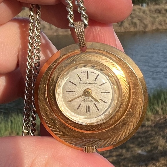 Vintage Arpeggio 17 jewels antimagnetic Swiss made pendant watch gold necklace - Picture 5 of 16